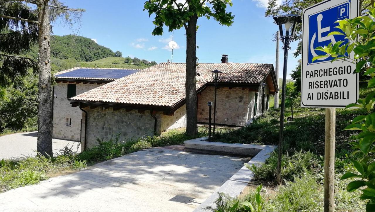 Parco Di Montebello Quattro Castella Екстер'єр фото
