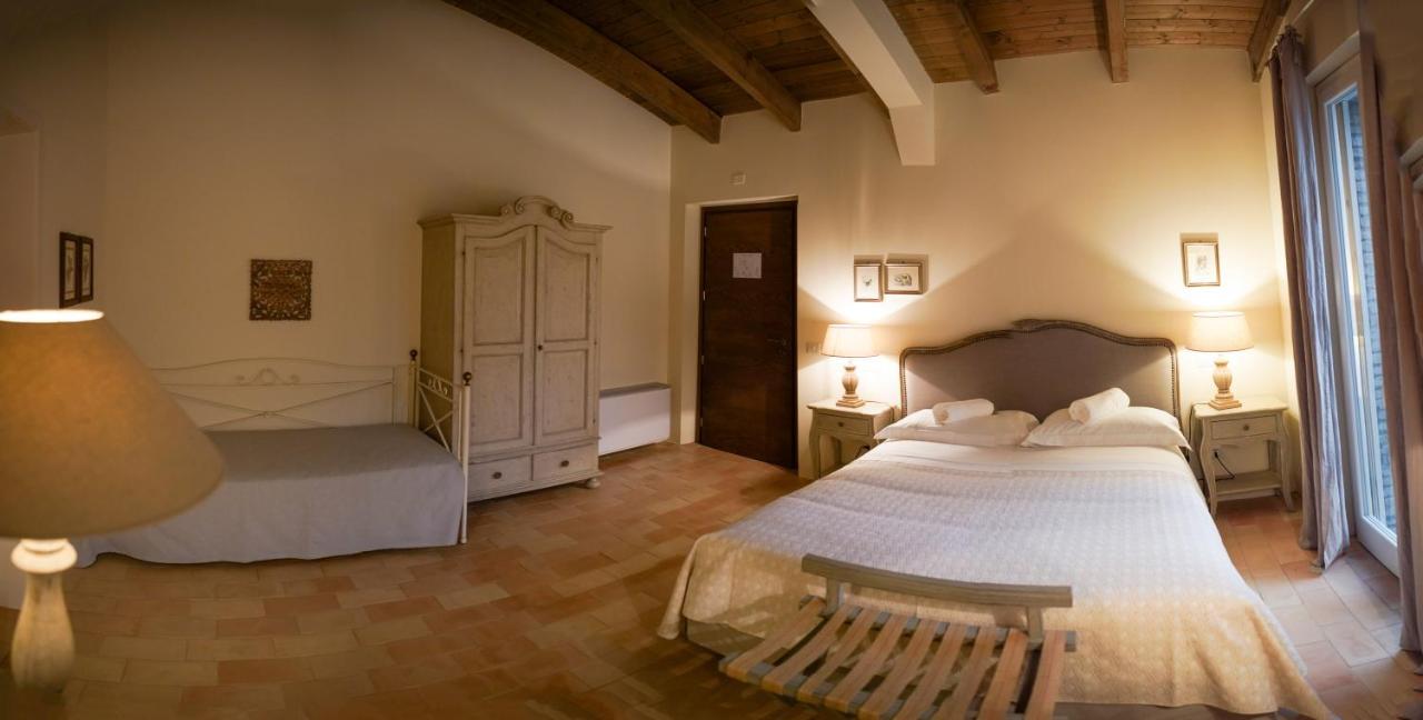 Parco Di Montebello Quattro Castella Екстер'єр фото